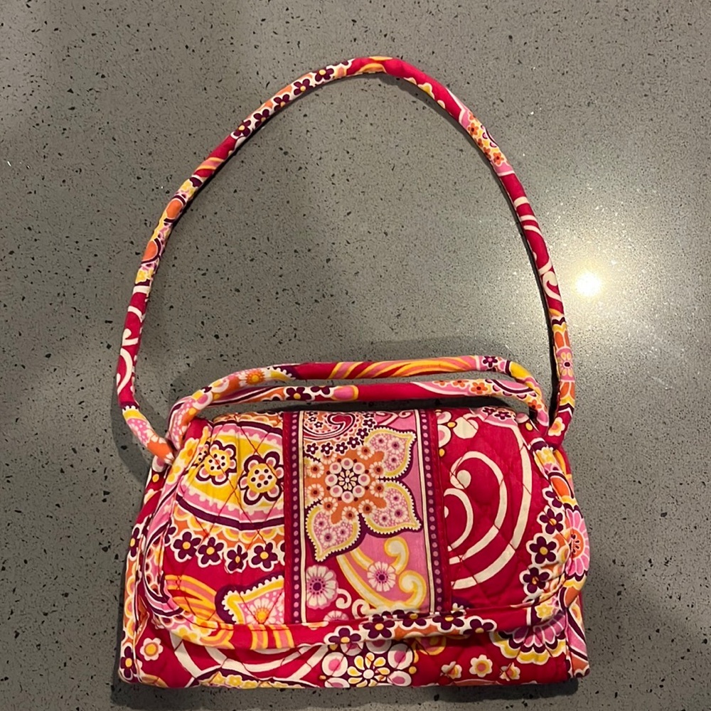 Vera Bradley Purse with pockets